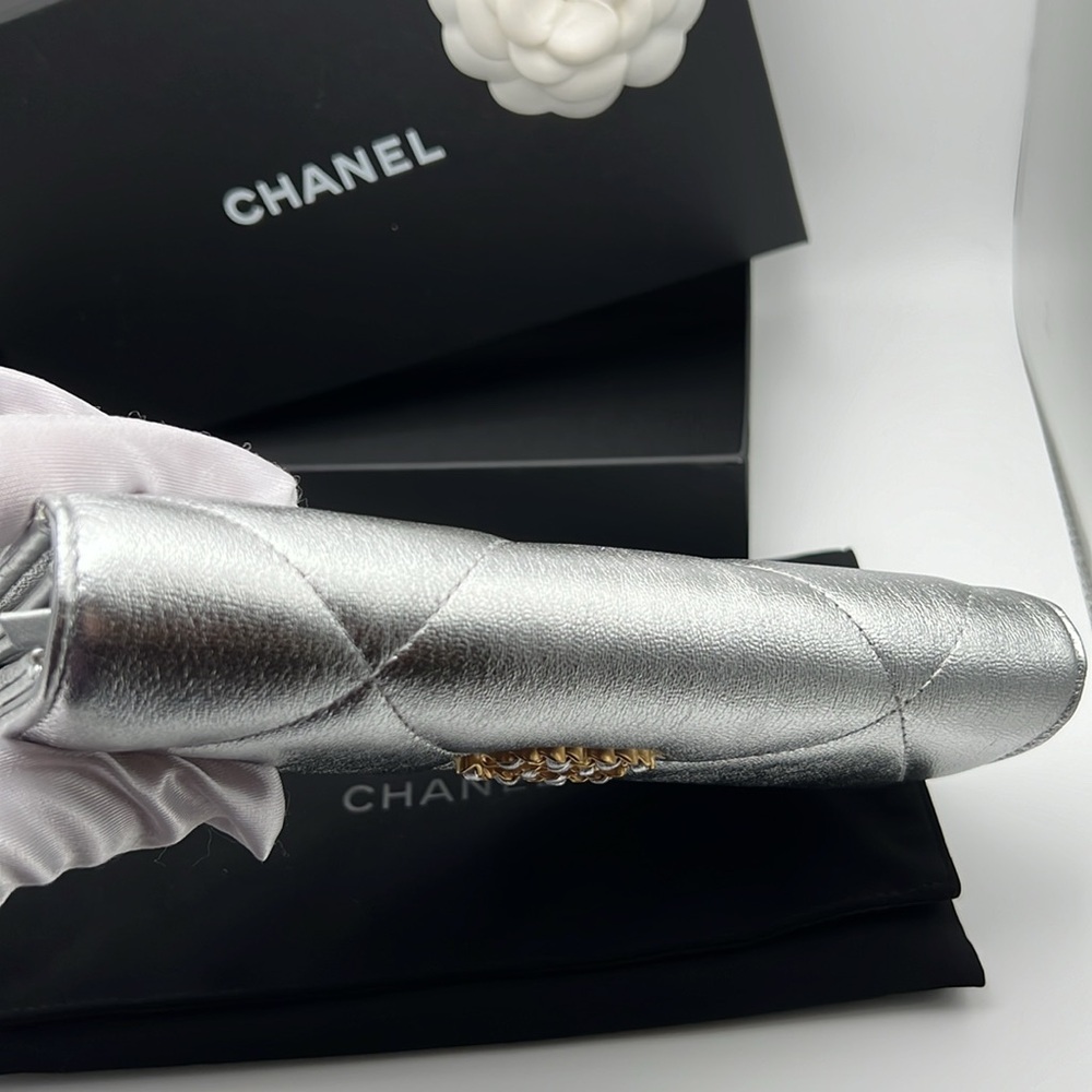 CHANEL 19 Flap Quilted Metallic Long Wallet Gold CC Made 2021 New Unused No Tag - Picture 8 of 17